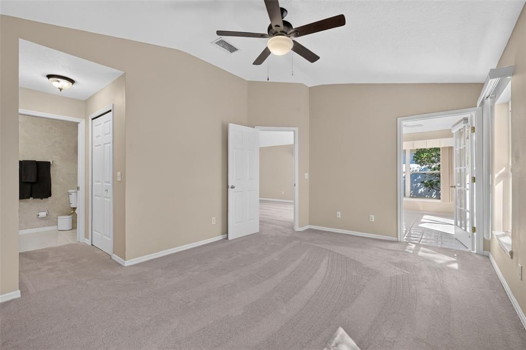 For Sale: $298,700 (3 beds, 2 baths, 1517 Square Feet)