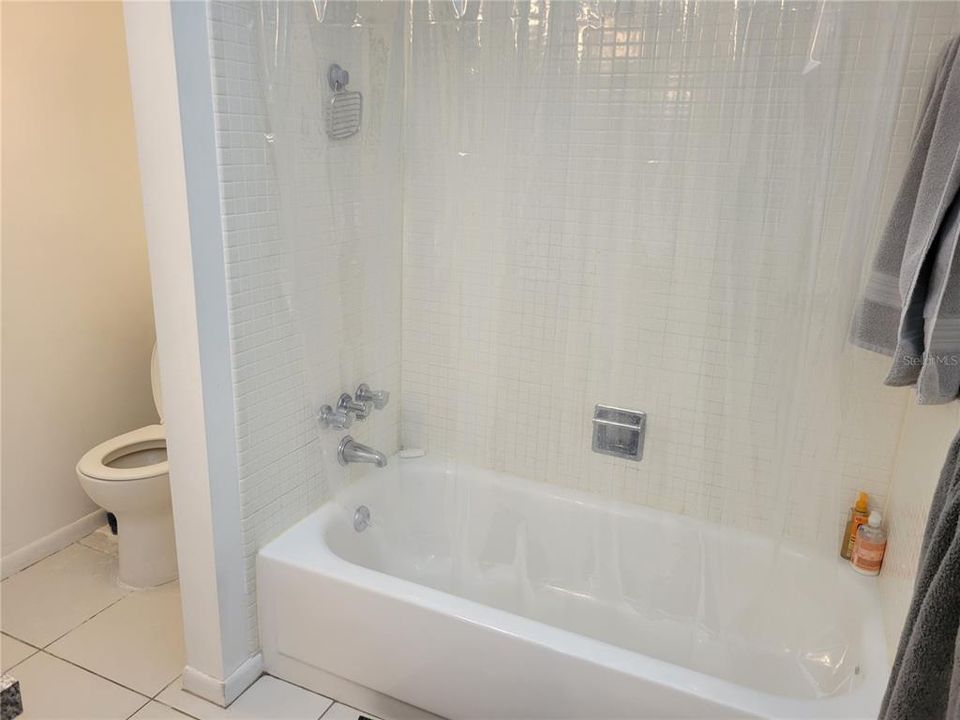В аренду: $2,000 (1 спален, 1 ванн, 875 Квадратных фут)