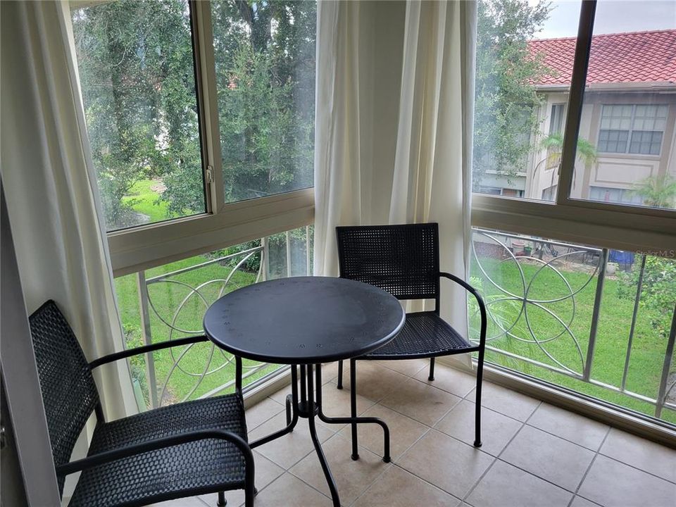 В аренду: $2,000 (1 спален, 1 ванн, 875 Квадратных фут)