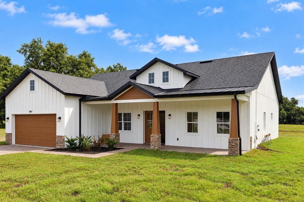 For Sale: $849,000 (4 beds, 3 baths, 2065.03 Square Feet)