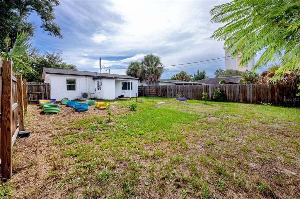 En Venta: $315,000 (2 camas, 1 baños, 726 Pies cuadrados)