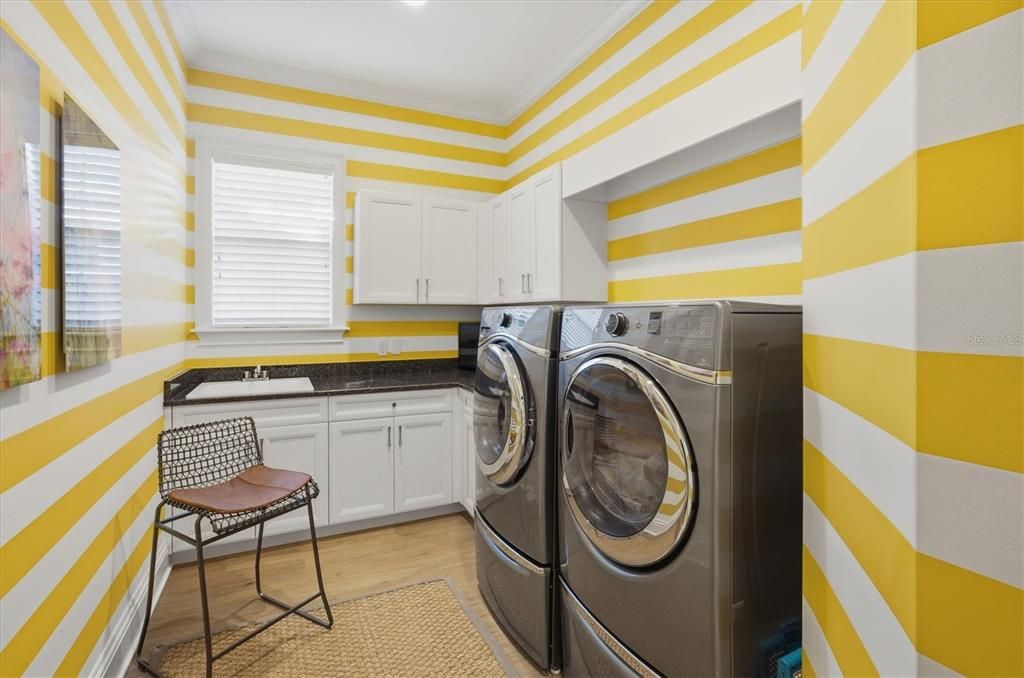 Active With Contract: $2,150,000 (3 beds, 3 baths, 3386 Square Feet)