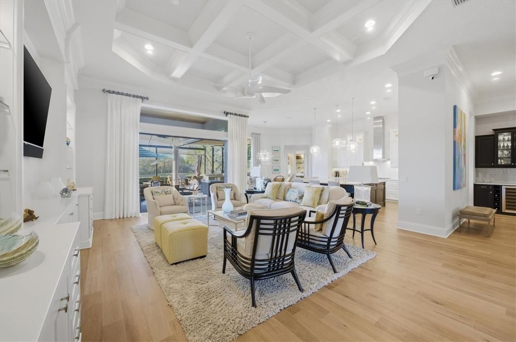 Active With Contract: $2,150,000 (3 beds, 3 baths, 3386 Square Feet)