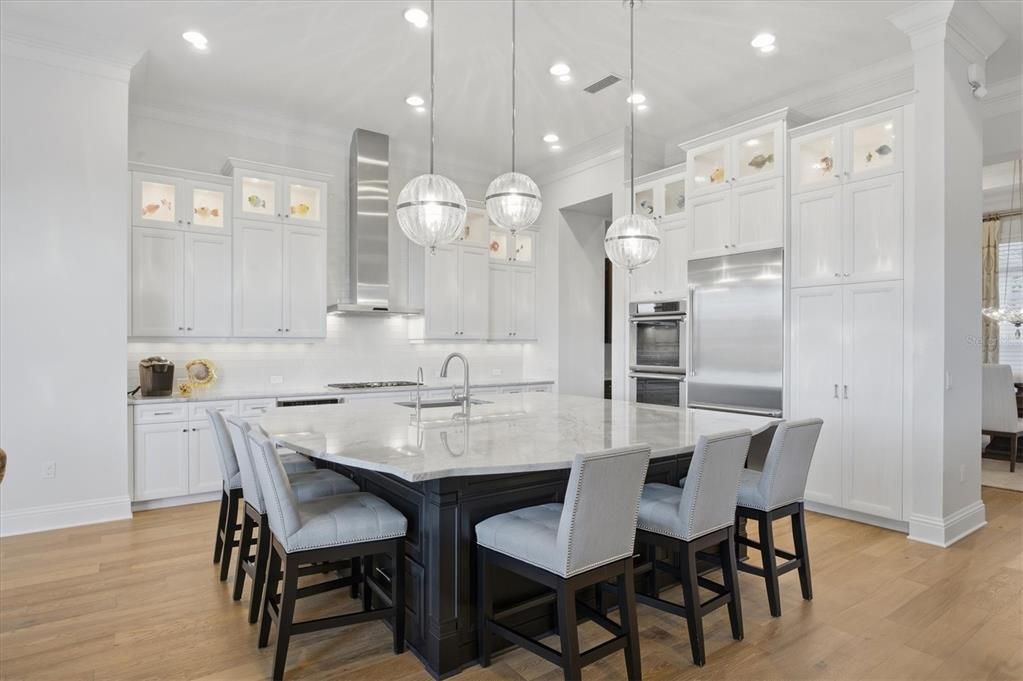 Active With Contract: $2,150,000 (3 beds, 3 baths, 3386 Square Feet)