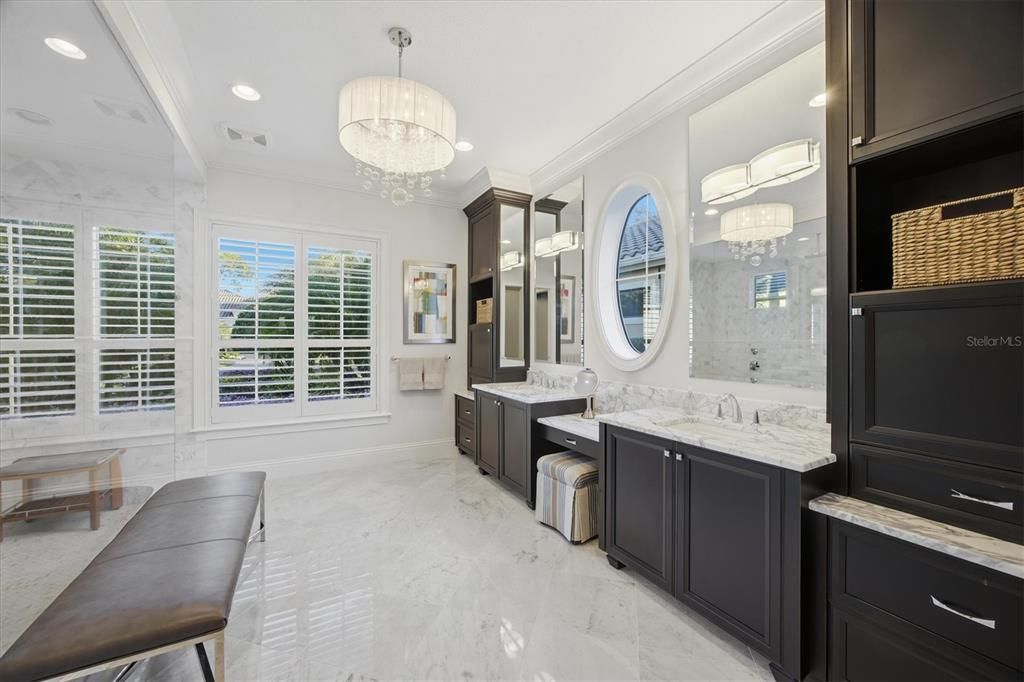 Active With Contract: $2,150,000 (3 beds, 3 baths, 3386 Square Feet)