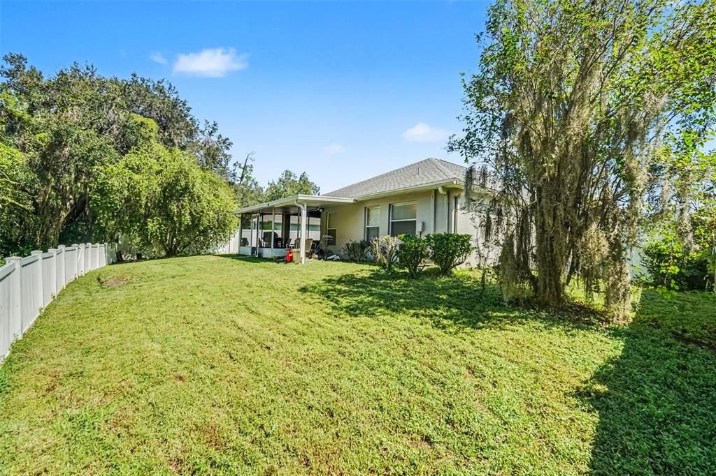 En Venta: $375,000 (4 camas, 2 baños, 2206 Pies cuadrados)