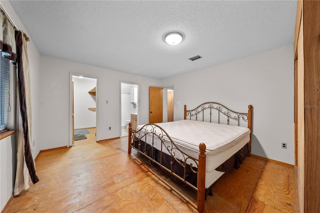 En Venta: $455,000 (3 camas, 2 baños, 1500 Pies cuadrados)