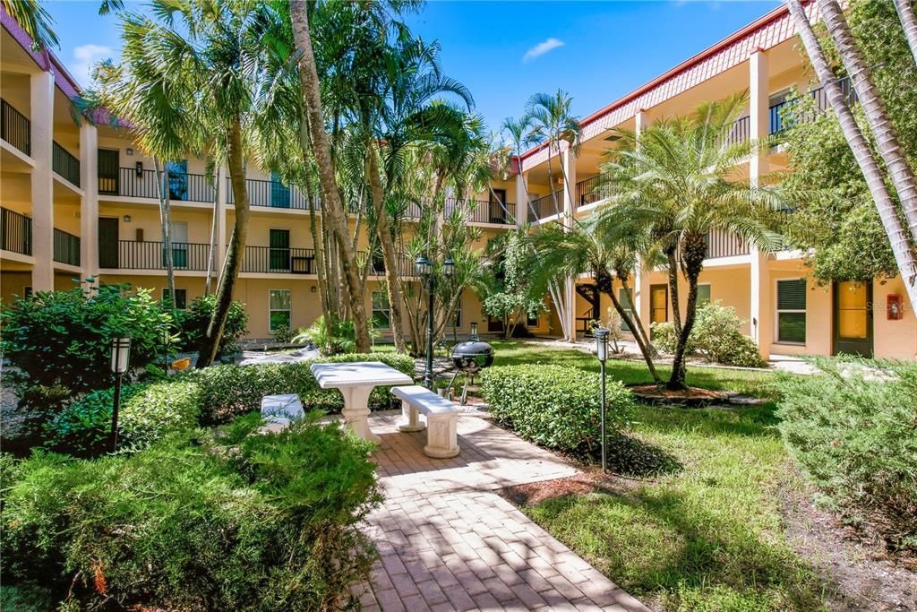 En Venta: $250,000 (2 camas, 1 baños, 760 Pies cuadrados)