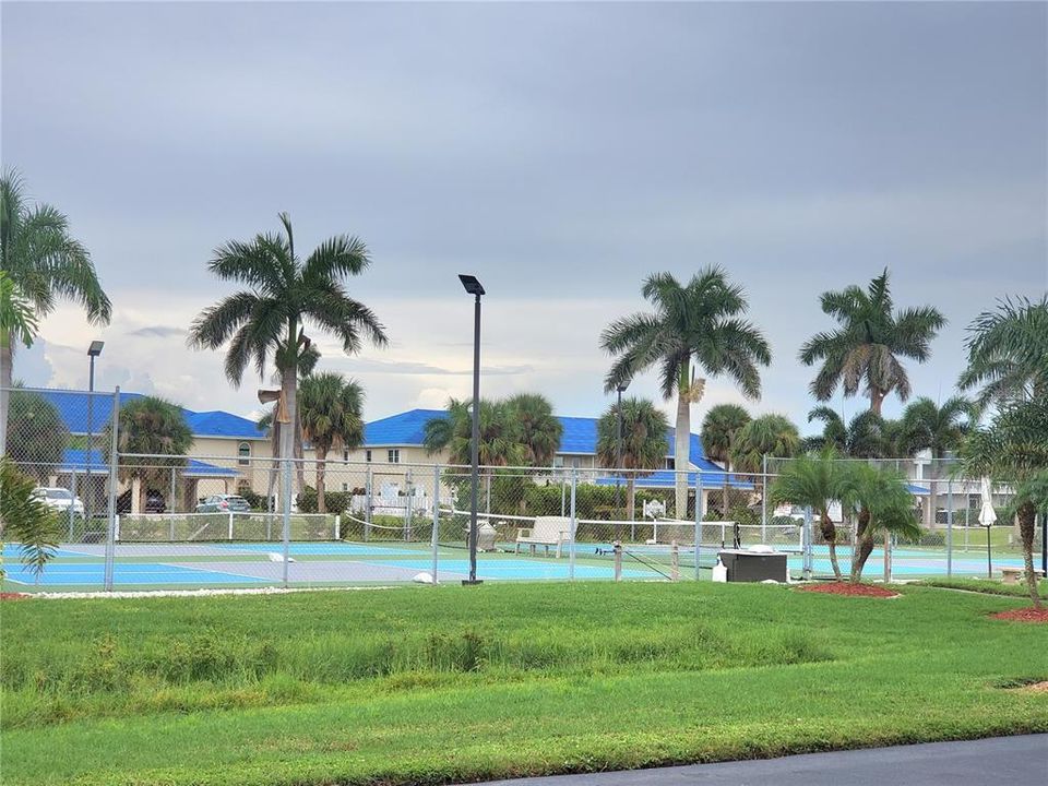 For Rent: $3,800 (2 beds, 2 baths, 1111 Square Feet)