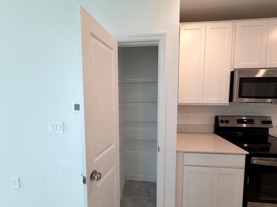 В аренду: $2,095 (3 спален, 2 ванн, 1432 Квадратных фут)