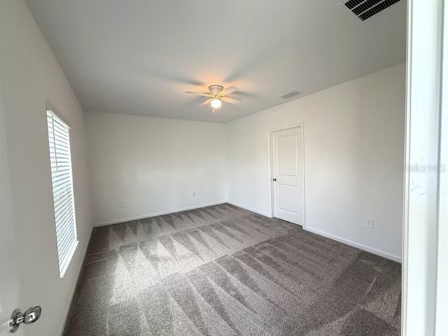 В аренду: $2,095 (3 спален, 2 ванн, 1432 Квадратных фут)