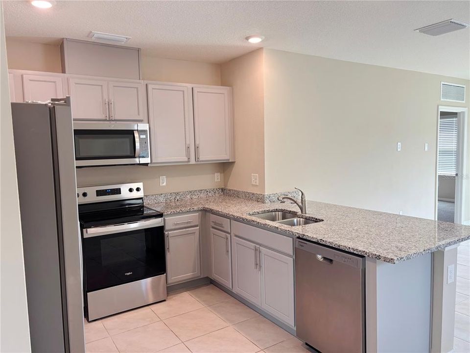 En Venta: $339,900 (3 camas, 2 baños, 1501 Pies cuadrados)