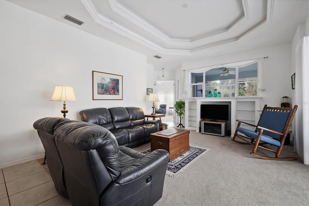 En Venta: $749,900 (4 camas, 3 baños, 3089 Pies cuadrados)