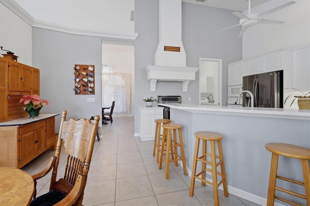 En Venta: $749,900 (4 camas, 3 baños, 3089 Pies cuadrados)