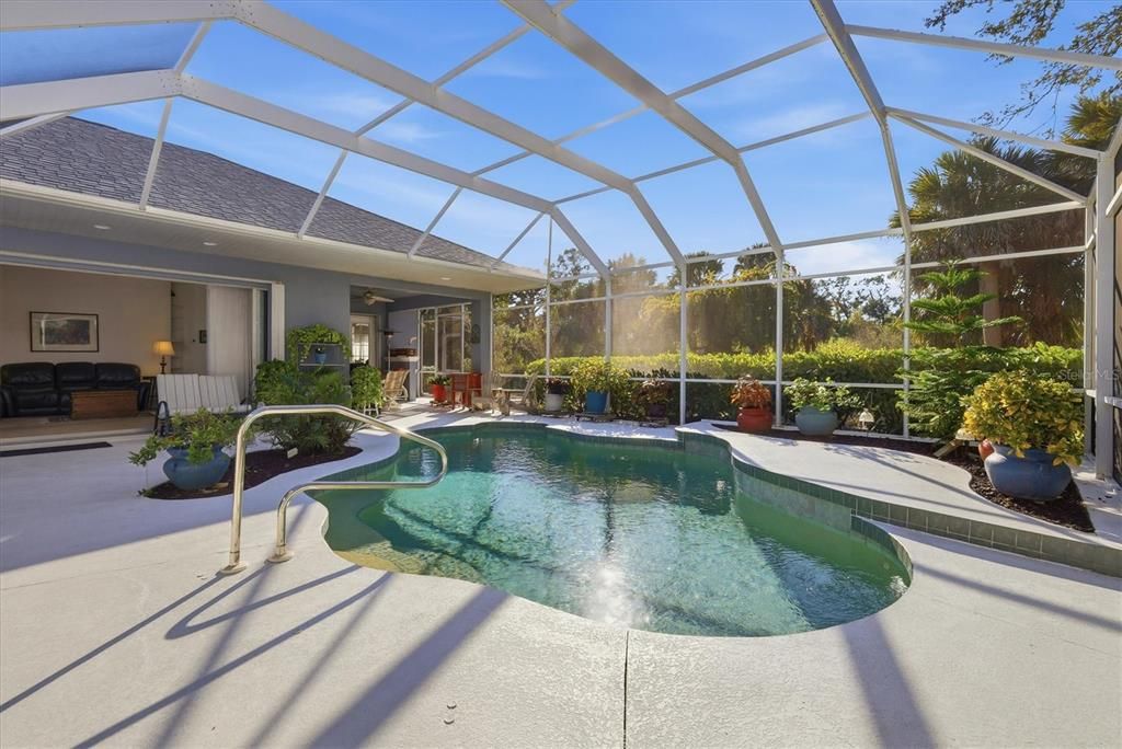 En Venta: $749,900 (4 camas, 3 baños, 3089 Pies cuadrados)