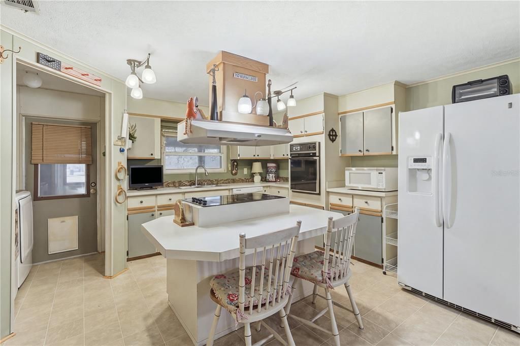 На продажу: $180,000 (3 спален, 2 ванн, 1620 Квадратных фут)