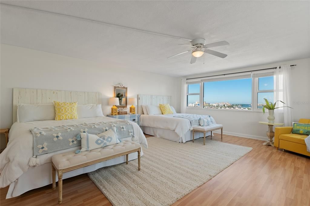 For Sale: $1,395,000 (3 beds, 3 baths, 2800 Square Feet)