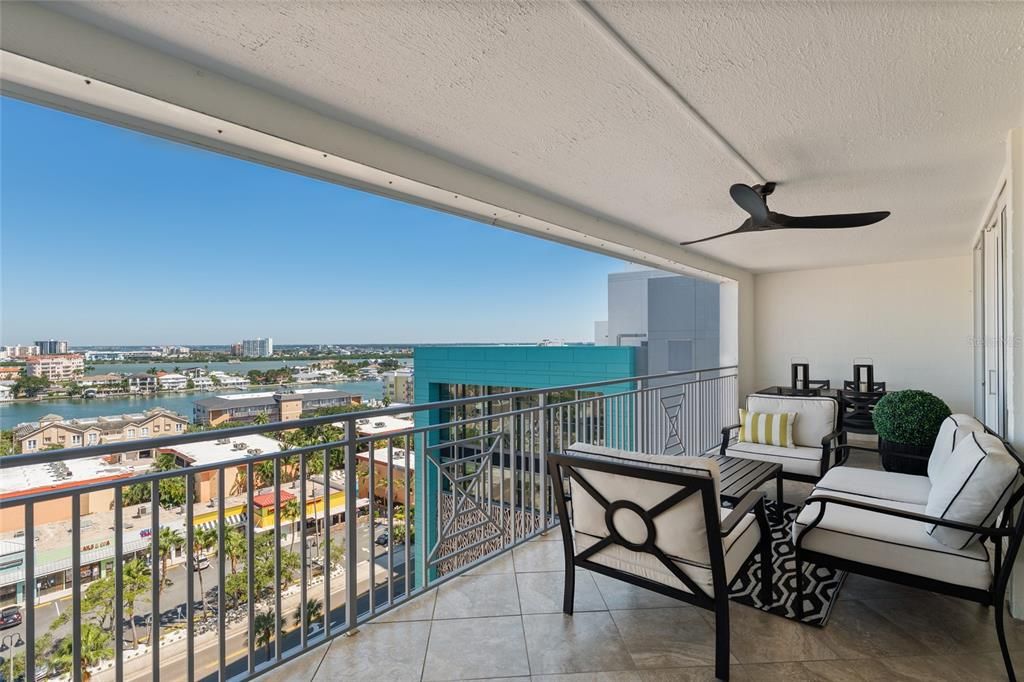 For Sale: $1,395,000 (3 beds, 3 baths, 2800 Square Feet)
