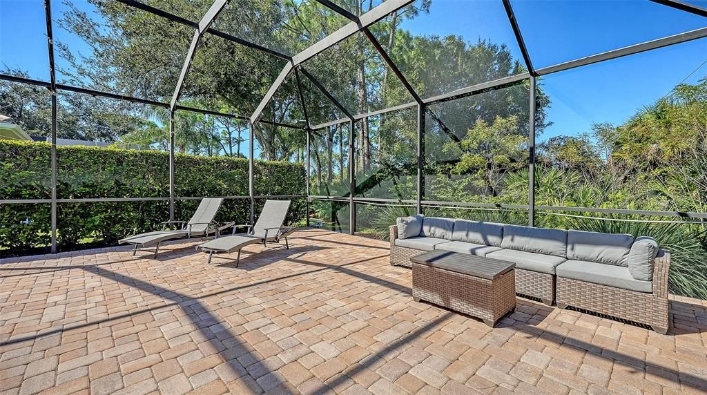 En Venta: $799,000 (4 camas, 3 baños, 2474 Pies cuadrados)