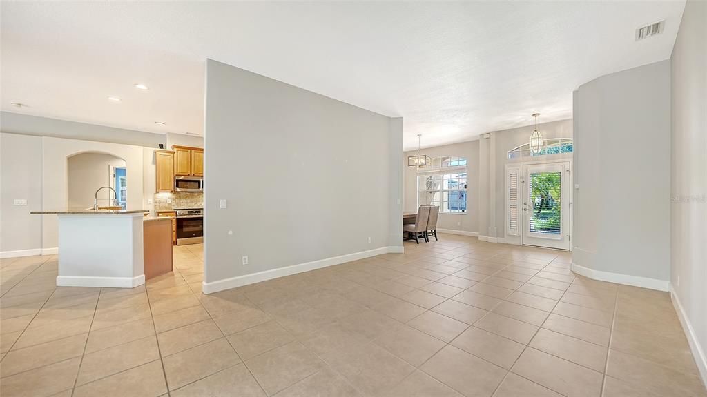 En Venta: $799,000 (4 camas, 3 baños, 2474 Pies cuadrados)