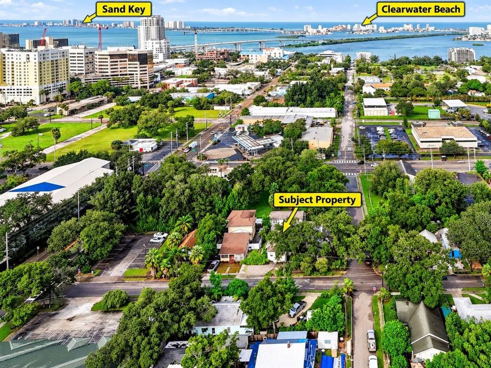 En Venta: $715,000 (6 camas, 0 baños, 1820 Pies cuadrados)