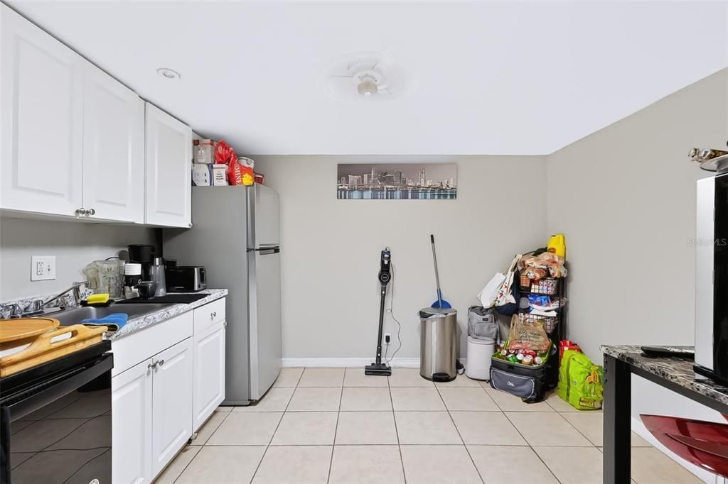 En Venta: $715,000 (6 camas, 0 baños, 1820 Pies cuadrados)