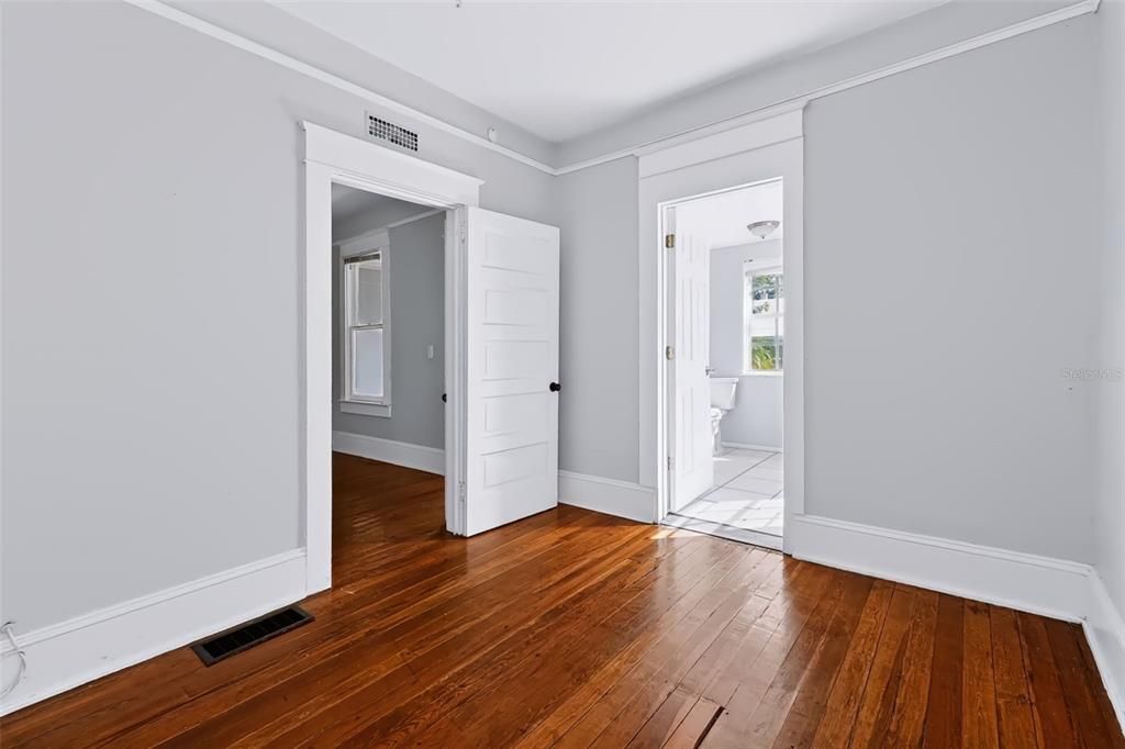 En Venta: $715,000 (6 camas, 0 baños, 1820 Pies cuadrados)
