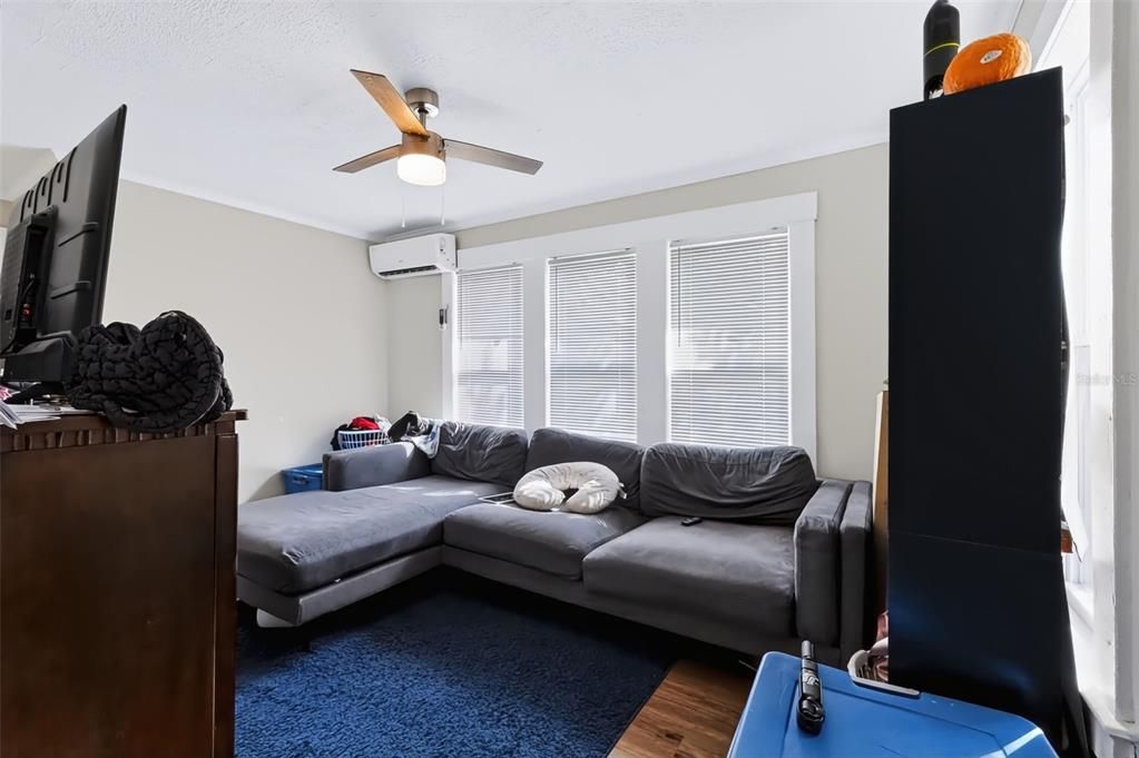En Venta: $715,000 (6 camas, 0 baños, 1820 Pies cuadrados)
