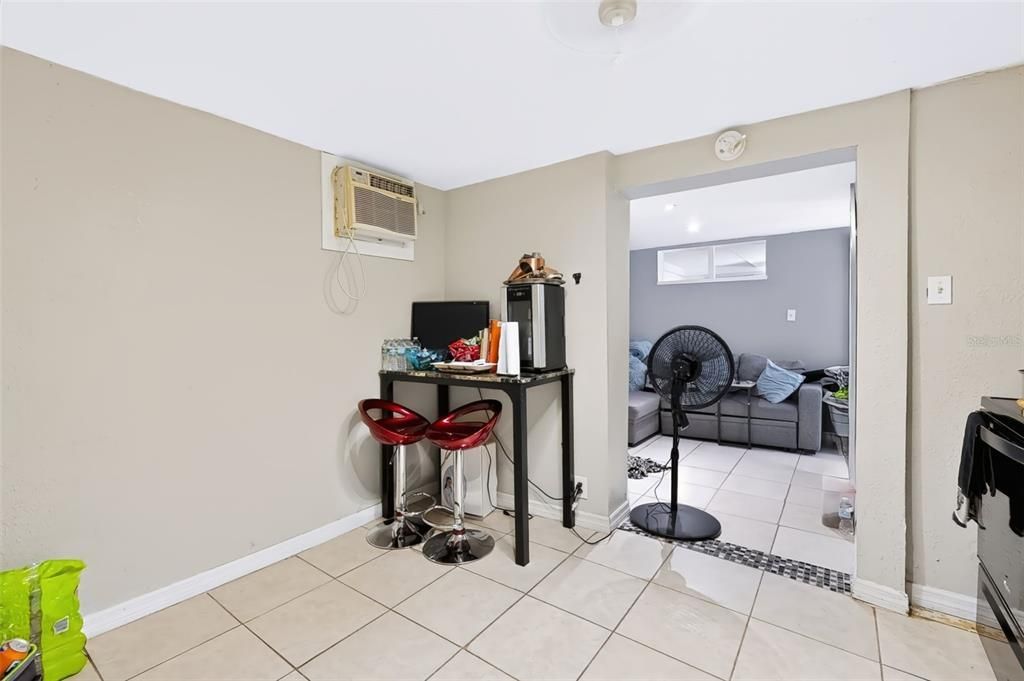En Venta: $715,000 (6 camas, 0 baños, 1820 Pies cuadrados)