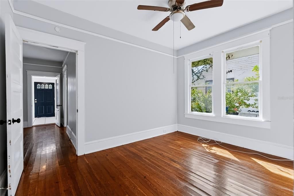En Venta: $715,000 (6 camas, 0 baños, 1820 Pies cuadrados)