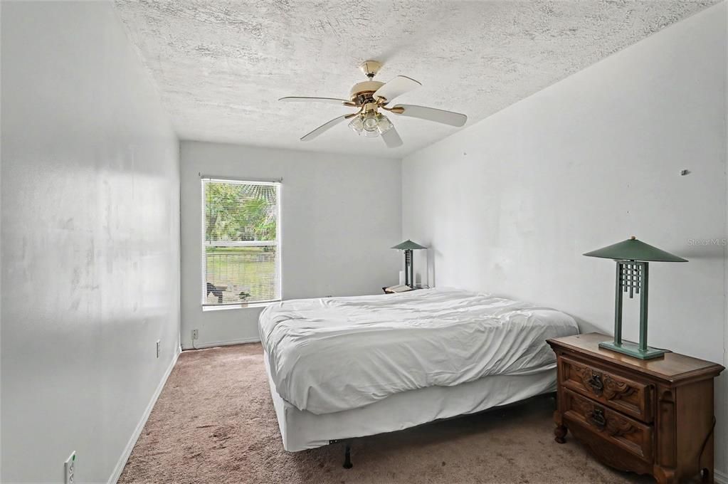 En Venta: $190,000 (3 camas, 3 baños, 1858 Pies cuadrados)