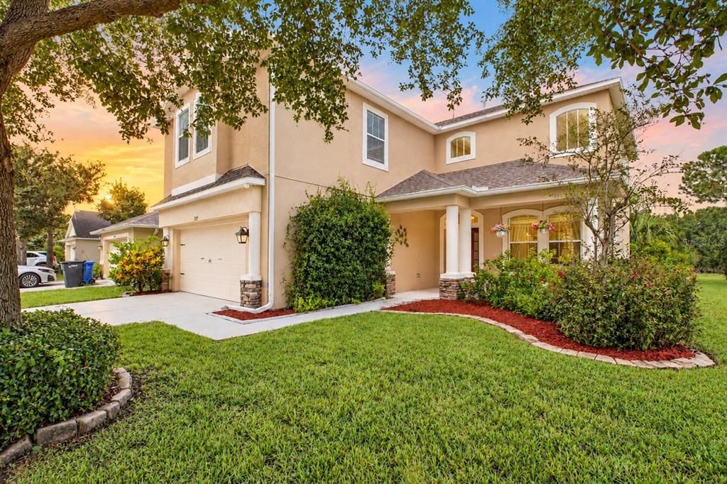 En Venta: $499,900 (4 camas, 2 baños, 2879 Pies cuadrados)