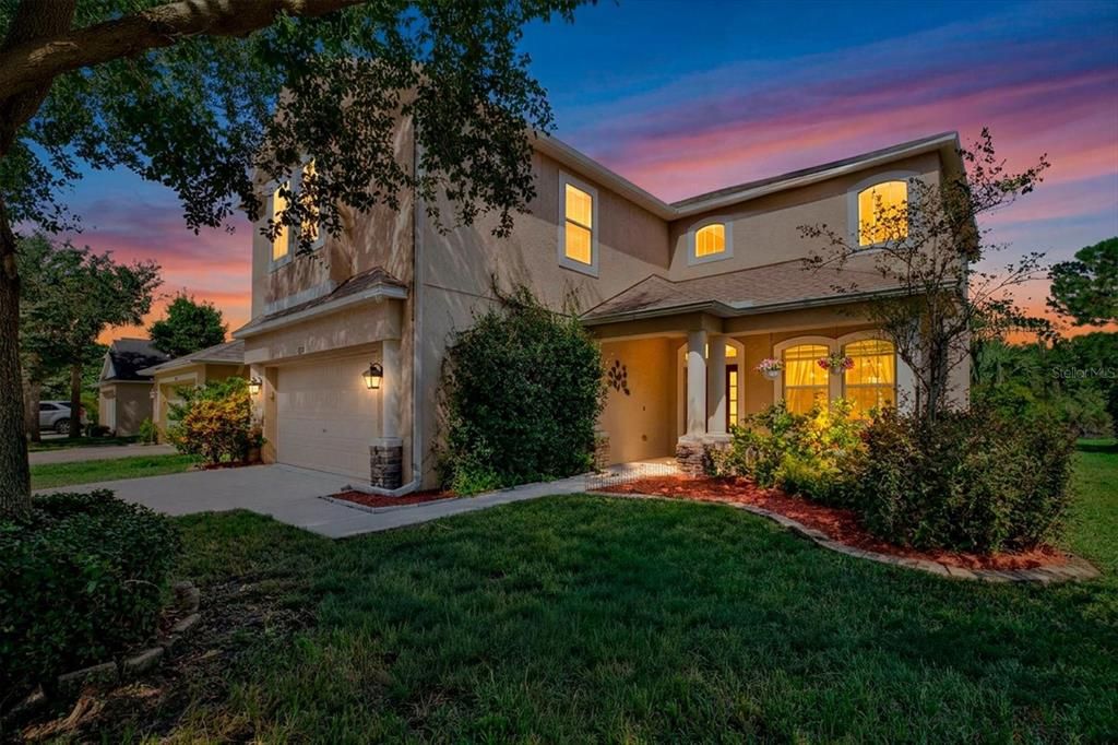 En Venta: $499,900 (4 camas, 2 baños, 2879 Pies cuadrados)