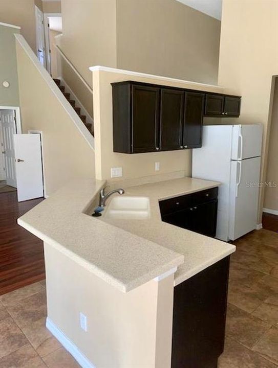 В аренду: $2,800 (5 спален, 3 ванн, 2269 Квадратных фут)