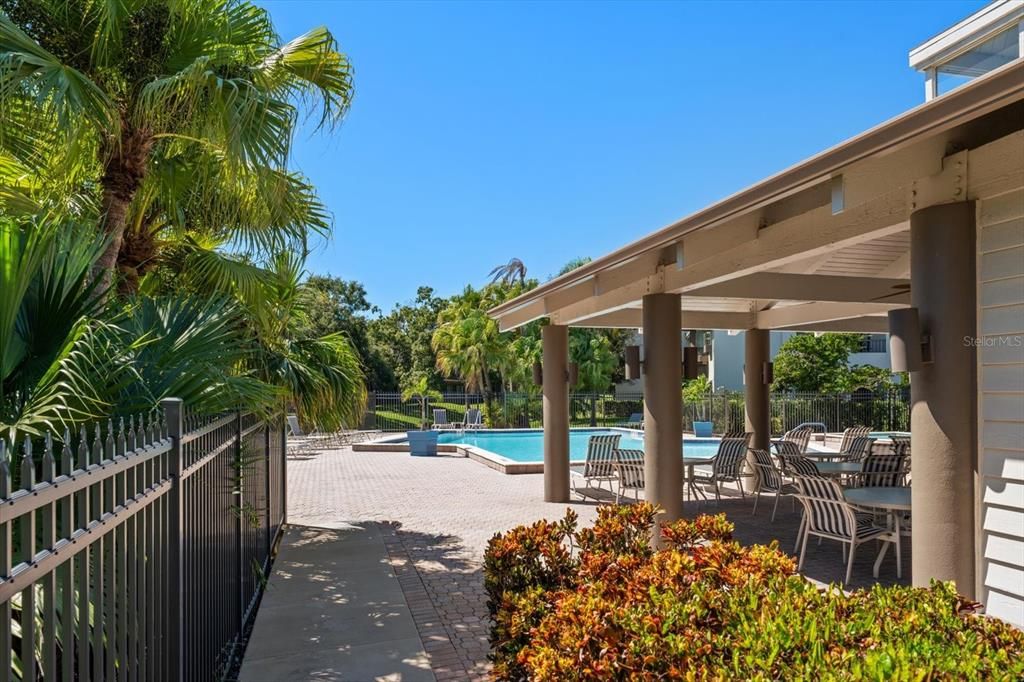 For Sale: $355,000 (3 beds, 2 baths, 1485 Square Feet)