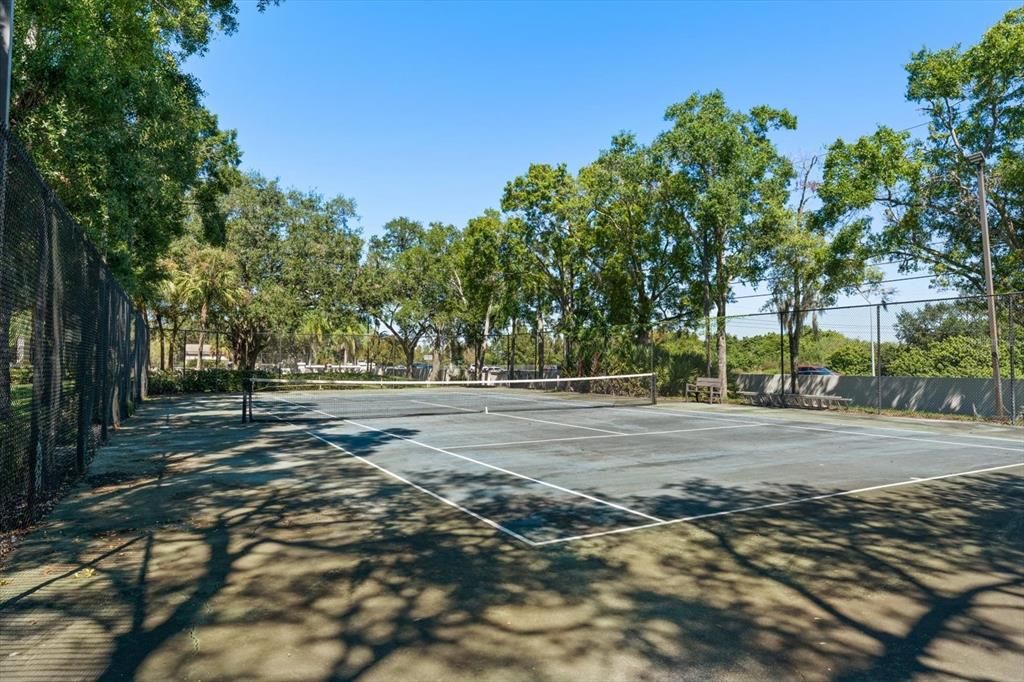 For Sale: $355,000 (3 beds, 2 baths, 1485 Square Feet)