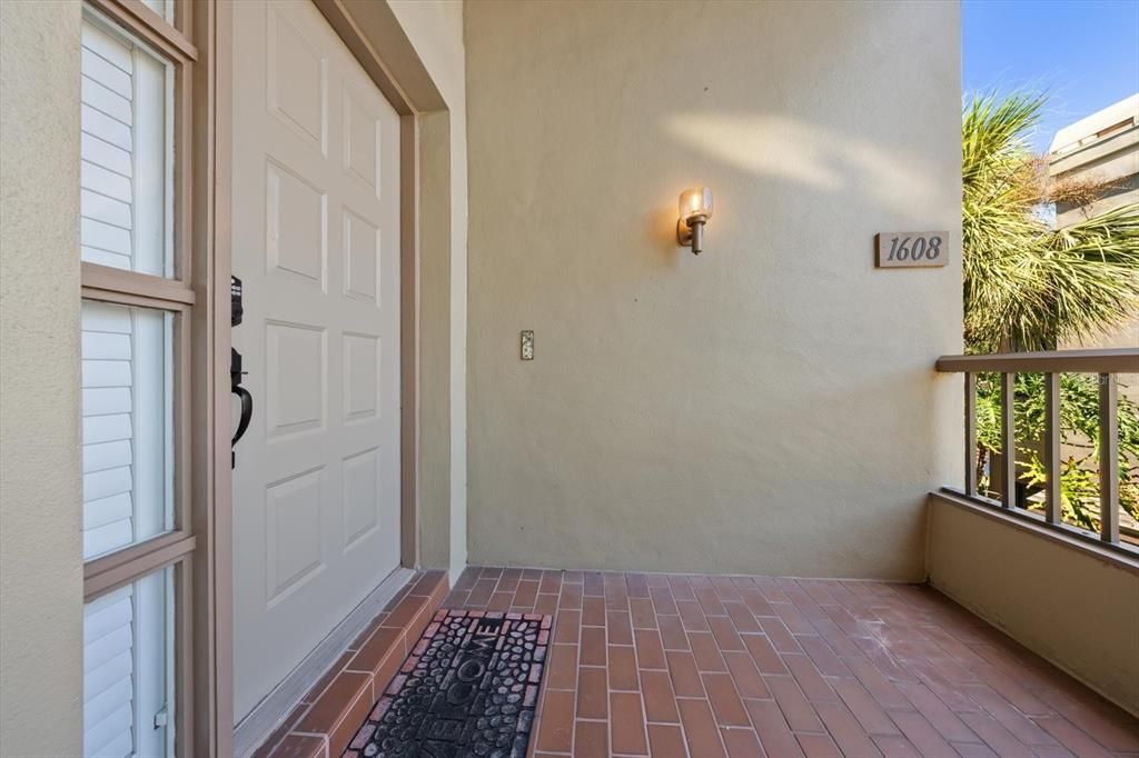 For Sale: $355,000 (3 beds, 2 baths, 1485 Square Feet)