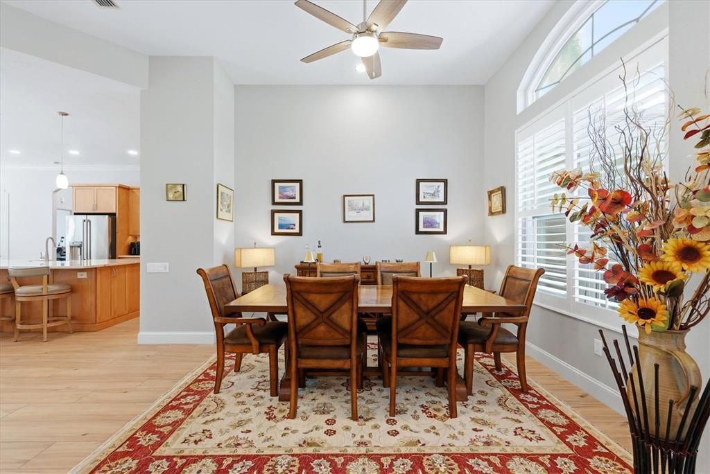 For Sale: $875,000 (3 beds, 2 baths, 2520 Square Feet)