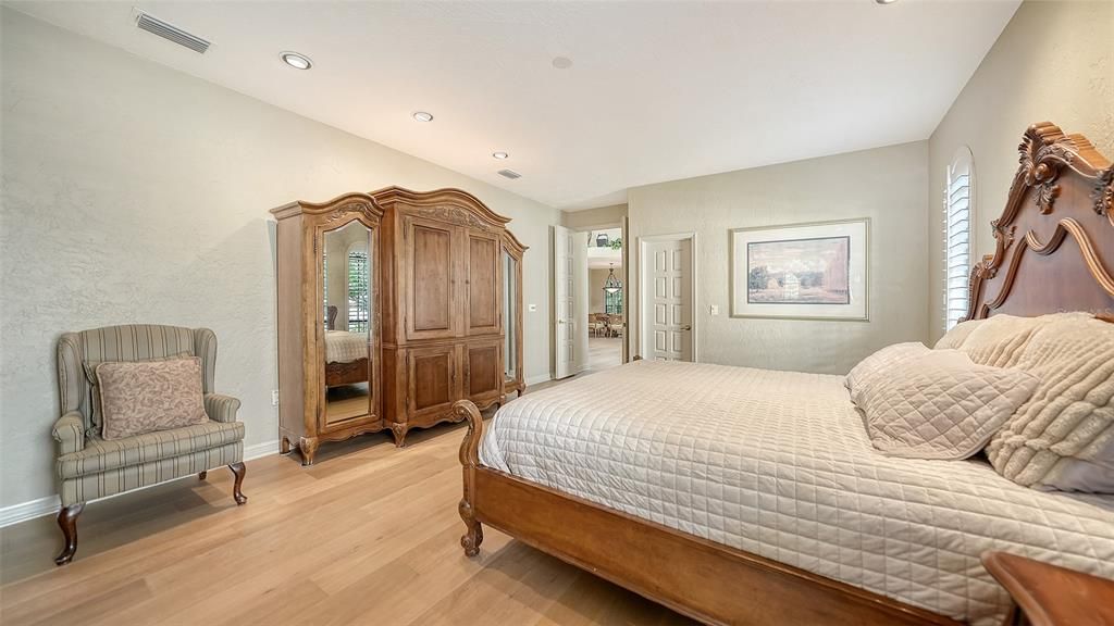 En Venta: $829,000 (3 camas, 3 baños, 3217 Pies cuadrados)