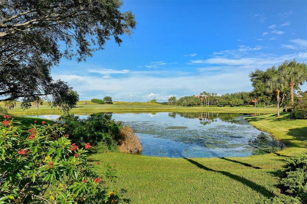 En Venta: $829,000 (3 camas, 3 baños, 3217 Pies cuadrados)