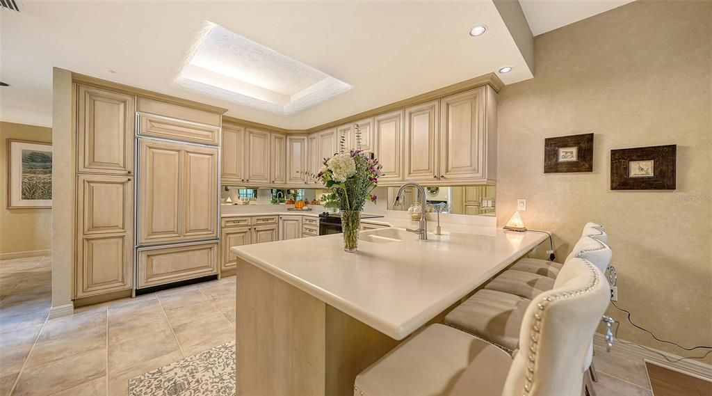 En Venta: $829,000 (3 camas, 3 baños, 3217 Pies cuadrados)