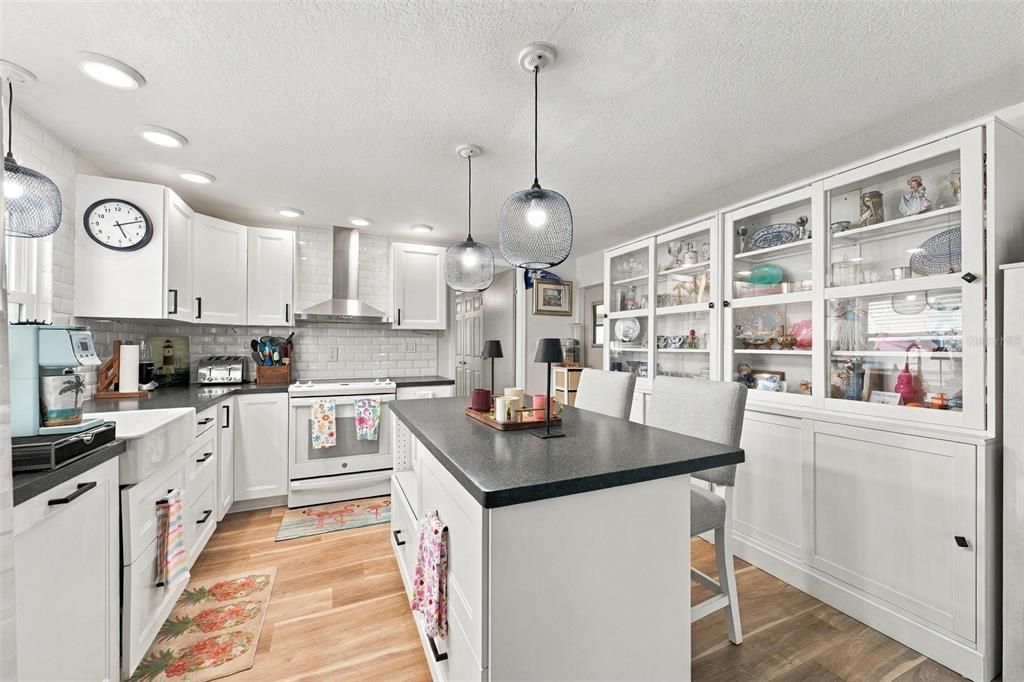 En Venta: $122,000 (2 camas, 2 baños, 868 Pies cuadrados)