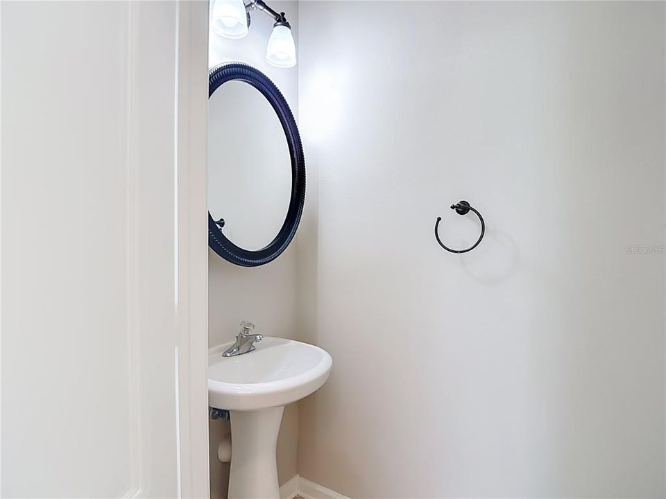 For Rent: $2,300 (3 beds, 2 baths, 1790 Square Feet)