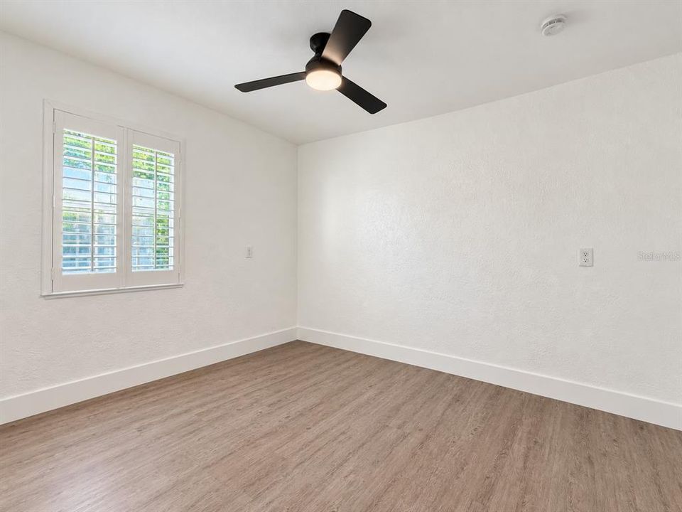 В аренду: $1,995 (3 спален, 2 ванн, 1627 Квадратных фут)