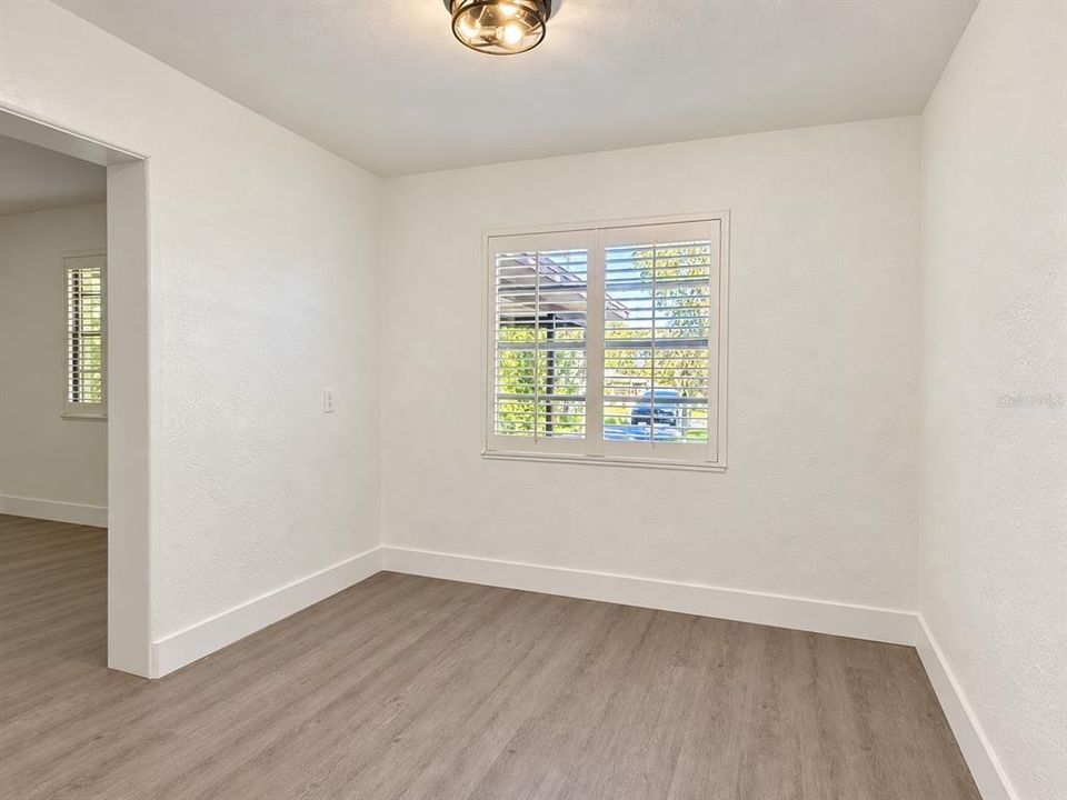 В аренду: $1,995 (3 спален, 2 ванн, 1627 Квадратных фут)