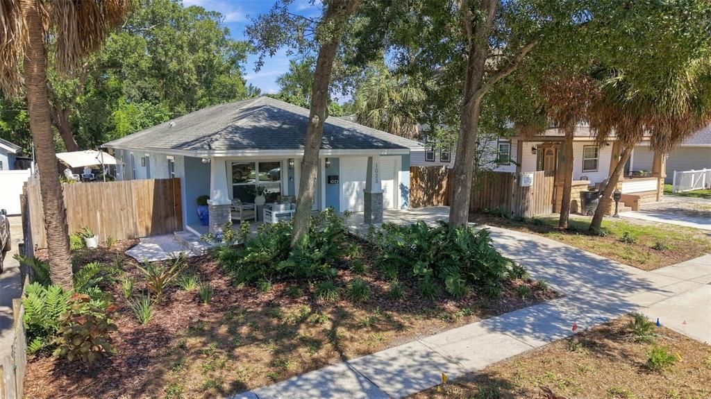 En Venta: $775,000 (3 camas, 2 baños, 1786 Pies cuadrados)