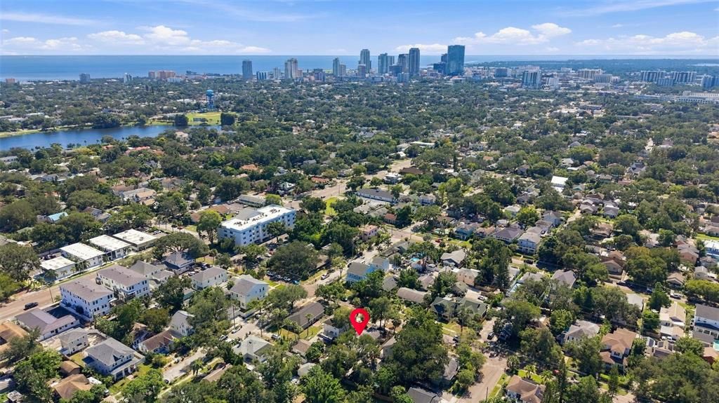 En Venta: $775,000 (3 camas, 2 baños, 1786 Pies cuadrados)