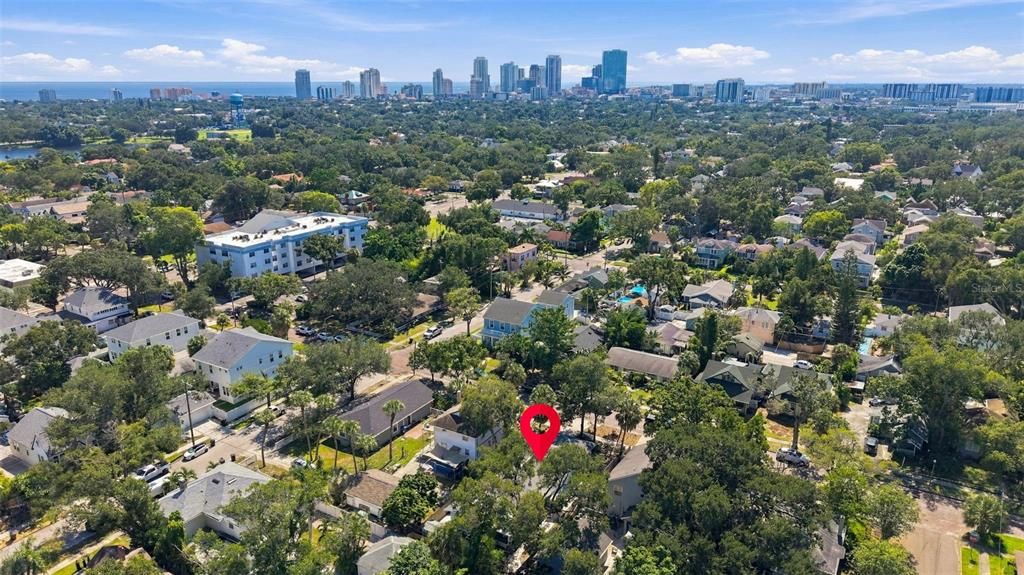 En Venta: $775,000 (3 camas, 2 baños, 1786 Pies cuadrados)