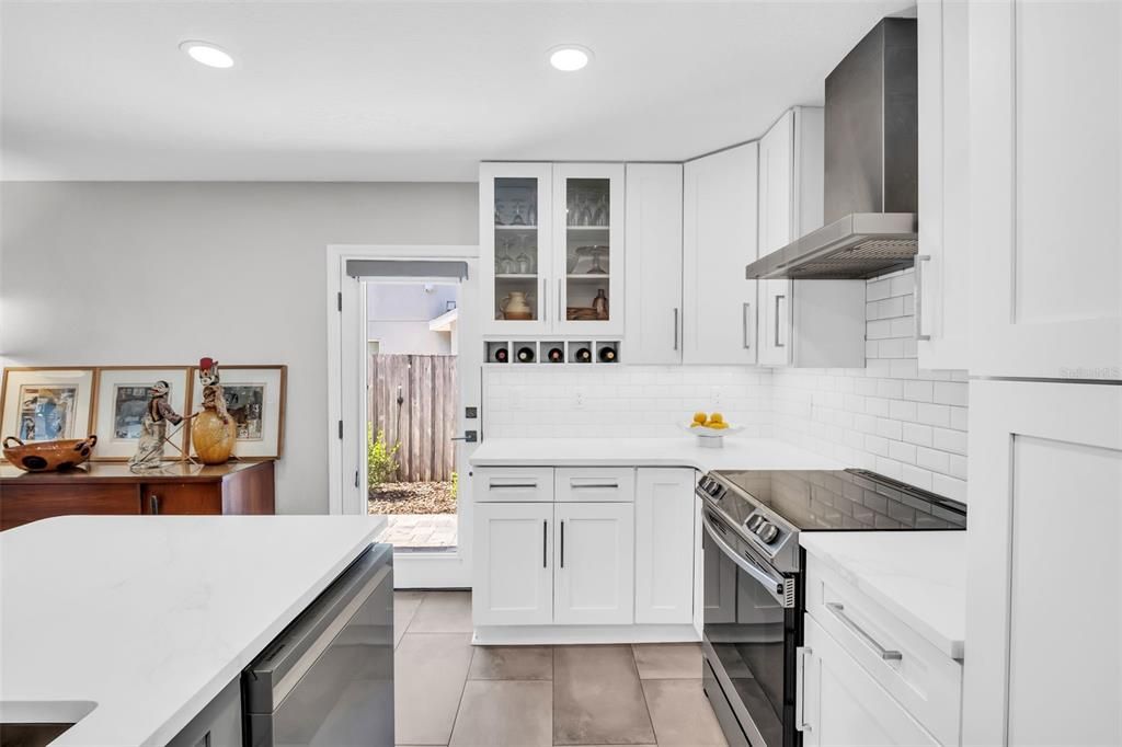 En Venta: $775,000 (3 camas, 2 baños, 1786 Pies cuadrados)