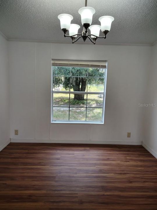 En Venta: $440,000 (4 camas, 3 baños, 2356 Pies cuadrados)